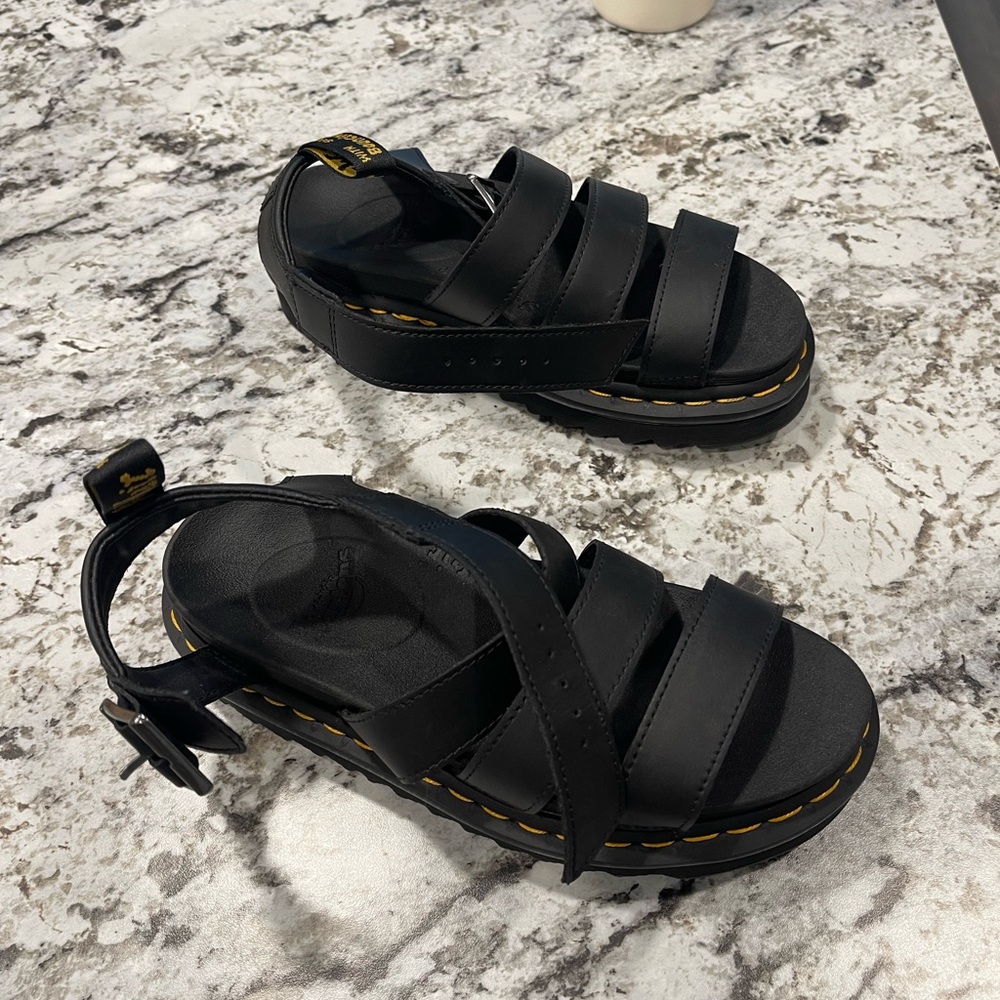 Dr Martens Blaire Sandal